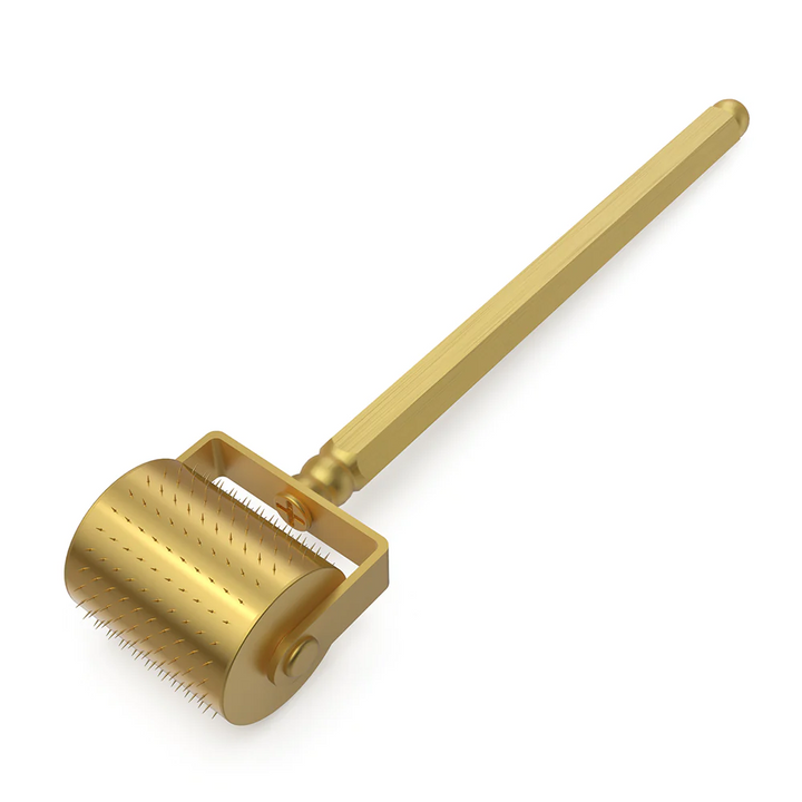 24K Goldbeschichteter Lux Derma Roller (250 Nadeln)