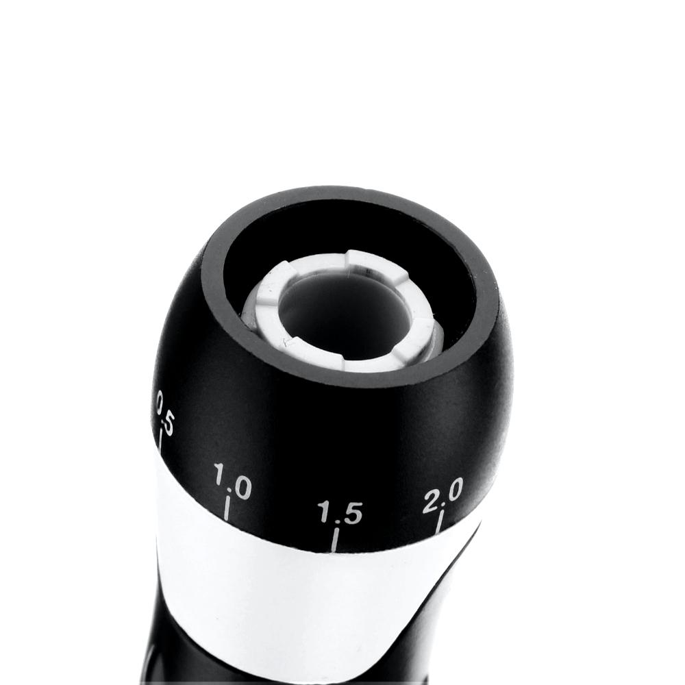 dr pen A7 microneedling pen close up of pen tip