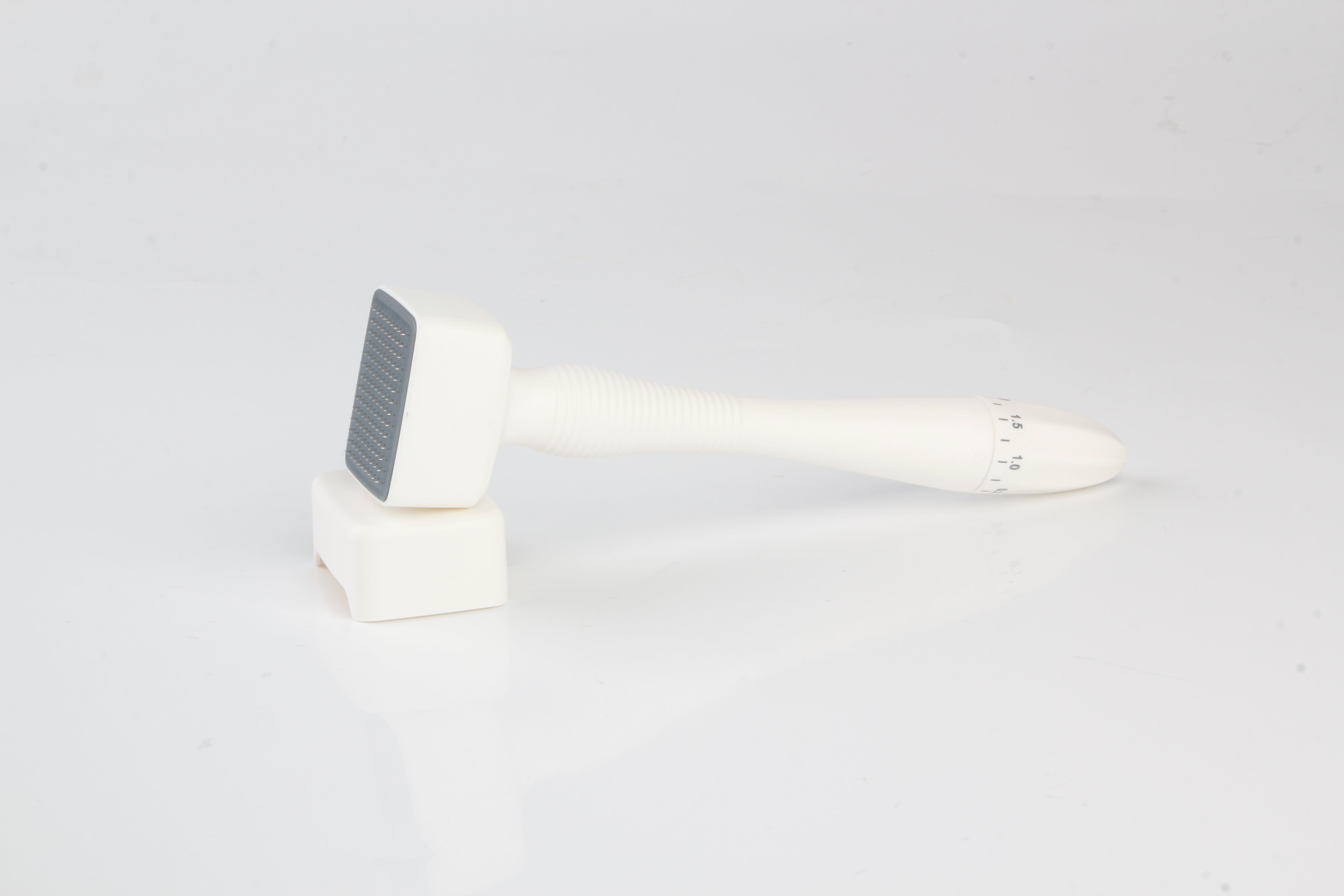 Derma Stamp - Microneedling Tool for Face, Hair & Beard – Dr. Pen US